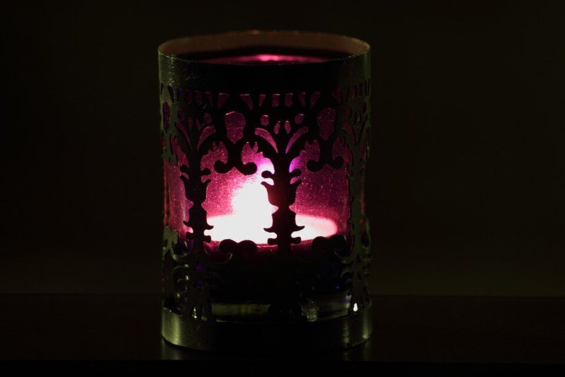 Glowing patterned candle holder, dollar store mercury glass candle DIY