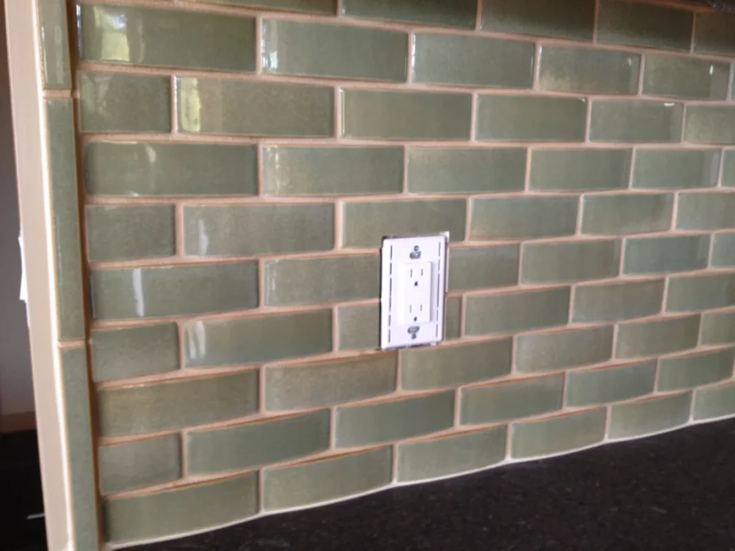 Kitchen backsplash tile